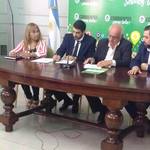 Firma_convenio_subsecretar%c3%ada_de_trabajo_-_ministerio_de_desarrollo_social