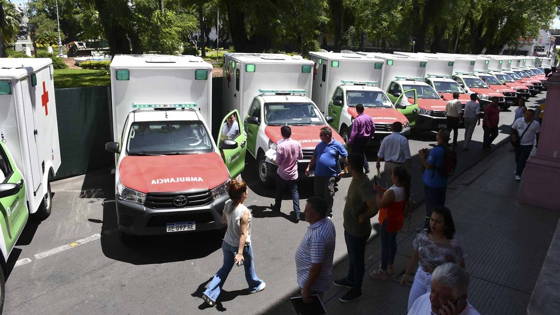 Entrega-ambulancias-04-02-20_24