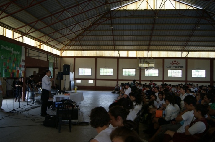 Jovenes_particpando_(2)_(1)